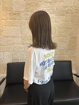 ヴァン カウンシル 川口店(VAN COUNCIL) 切りっぱなしボブ×白髪ぼかしハイライト