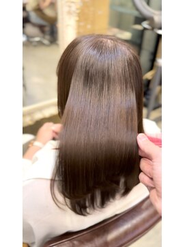 アンドヘアー 西葛西(&-HAIR) 色落ちしにくいツヤ髪ミディアム