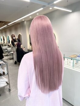 アプローズ(APPLAUSE)の写真/実力派のスタイリストが一人ひとりに寄り添い、髪質・骨格・印象から、あなたの魅力を引き出します☆