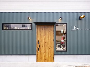 ＬＢ－Ｌｏｔｏｓ Ｂｌｕｍｅ－
