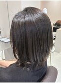 艶のある上品なくびれミディ