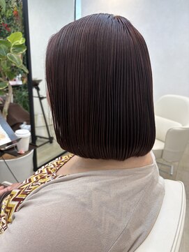 シーン(SCENE) ローズピンク/ブリーチなしカラー/髪質改善/ショートボブ