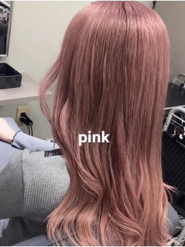 ピンクベージュ