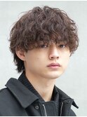 渋谷フェザーパーマアクティブショート波巻きシャドウパーマ緩め