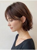 20代30代大人可愛い切りっぱなしボブ×グレージュカラー巻き髪