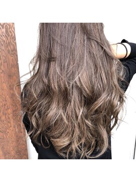 モードケイズ 阪急茨木店(MODE K's) 外国人風ウォームグレージュ