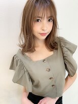 マリアバイアフロート(Maria by AFLOAT)&nbsp;ホワイトグレージュコンマヘアネビージュボブウルフ