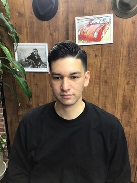 ヘアースタジオアルファ フェードカット