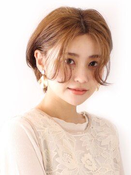 ロビー 表参道(ROBBY) センターパートショートボブ／ココアベージュ／20代30代40代