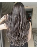 サイン 表参道(SIGN)&nbsp;ハイライトカラーミルクティーベージュケアブリーチダブルカラー