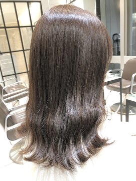 ネオリーブギンザ 銀座店(Neolive GINZA) お肌も髪の毛も綺麗見えるグレージュカラー