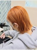オレンジカラー ボブ 切りっぱなし