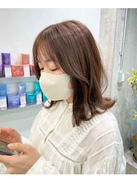 カノイ(KANOI) ベージュカラー/レイヤースタイル/ミディアムレイヤー/韓国巻き