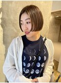 前上がりボブ
