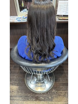 髪の美院 シャルマン ビューティー クリニック(Charmant Beauty Clinic) ブルーブラック