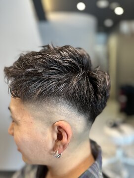 ボルン(BOLEN) フェード&コテパーマ