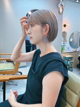 シビバイレボ(CIBI by revo) 地毛風カラー/ナチュラルレイヤーカット/ショートボブ[船橋]