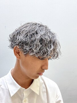 ルースト 京都河原町店(ROOST) ホワイトメッシュ波巻きパーマ