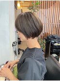白髪ぼかし/イメチェンヘアスタイル/前髪カタログ/ショートボブ