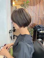 ハーツ(Heart's) 白髪ぼかし/イメチェンヘアスタイル/前髪カタログ/ショートボブ