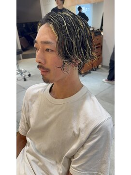 キャンバス バイ ネオリーブ 横浜西口(Canvas by neo.) 横浜★ハイライトメンズセンターパート