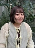 ボブスタイルの顔まわりカット