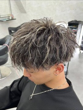 レイ(Lay.) 【スタイリスト遠藤】ツイストスパイラルパーマ