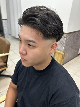 クアトロ グランシュ 川崎店(QUATRO × GranCieux) ニュアンスショート＆スキンフェード