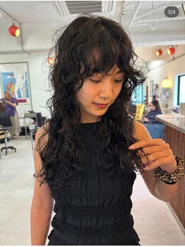 パーマもお任せください☆新しい季節に向けて、あなたの新しい魅力を探してみませんか？