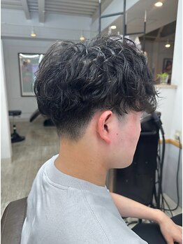 【メンズ限定クーポン有◎】学生からビジネスマンまで幅広くご来店！お客様に似合わせた眉も併せてご提供★