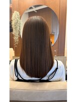 ホトリ (hotori.)&nbsp;ベリーズカラー×髪質改善｜育てるアッシュベージュロング