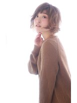 ソア 武蔵小杉(SOAR) 小顔ハンサムオレンジウェーブショートロブのレトロボブ