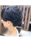 【ショートヘアfile】丸みとくびれショート