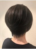 ショートボブ