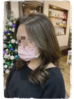 リン ヘアファクトリー アンド アイラッシュサロン(RIN)&nbsp;韓国風ゆる巻きロング+グレージュカラー