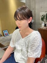 コンビネーション(combination)&nbsp;オリーブマロンベージュ丸みショート耳かけ小顔前髪絶壁カバー