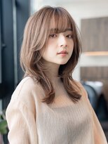 ドットハリス(.Hallis)&nbsp;20代30代/大人可愛い外ハネレイヤー/前髪あり/インナーカラー