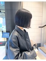 クラメールパリ 福岡(Kraemer Paris) くびレイヤーエモージュデザインカラーシルキーベージュミディ