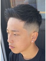 バーバーショップ フォーシーズン(BAR BER SHOP FOURSEASON)&nbsp;ショートスタイル/アップバング/スキンフェード