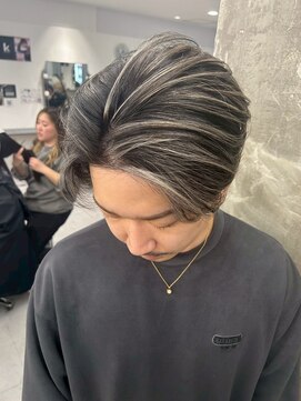 メンズサロン キング 高槻店(Men’s salon K!ng) 波巻きツイストスパイラルパーマ/フェザーパーマ/眉毛/メンズ