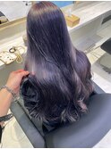 透け感たっぷりのラベンダーカラー