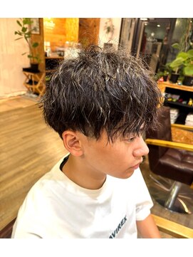 エトワール(etoile) 【 メンズ 】メンズパーマスタイル ツイストスパイラルパーマ