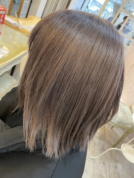 ハグエヴェック(HUG AVEC) シルバーベージュ