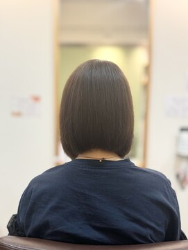 ヘアー グリーン(hair green) 30代40代50代艶感前下がりショートボブ