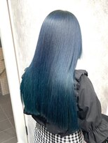 ワンズクロエ 原宿店(ONE's Chloe) くびれヘアアプリコットオレンジハイライトカラーブルーカラー