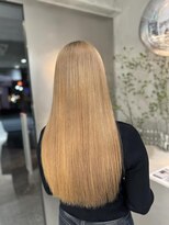 ニーイチイチ(211)&nbsp;ハイトーン/ベージュカラー/大人ガーリー