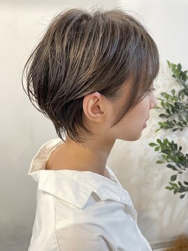 ビュートヨナカ(VIEW TOYONAKA) 40代50代代/小顔カット/ショート/オリーブグレージュ/豊中