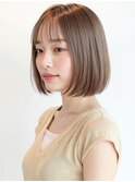 ツヤ感ミルクティーベージュブリーチなし切りっぱなしボブ20代p3