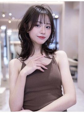 オースティン 調布アミックス(AUSTIN) デザインカラーレイヤーカットウェットヘアオリーブベージュ