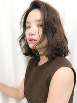 ネオリーブ チロル 横浜西口店(Neolive CiroL.)&nbsp;栗色グレージュ 色っぽボブ